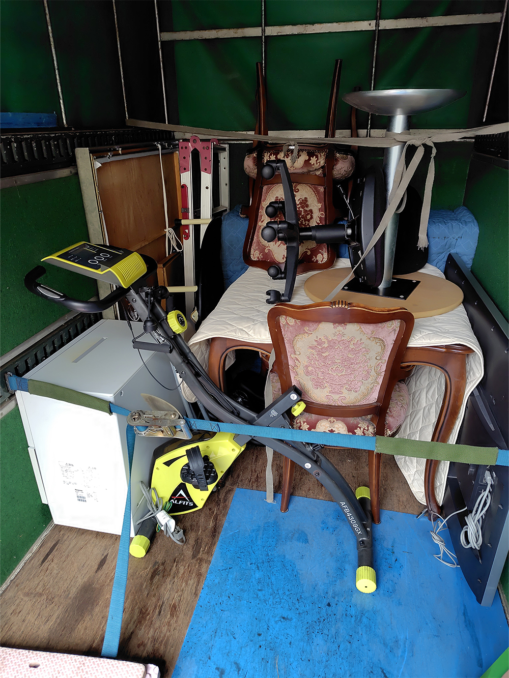 明石市での出張買取は、どこへでも行きます。